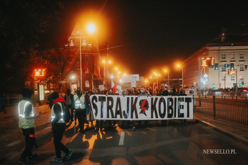 Strajk Kobiet: Spacer we Wrocławiu