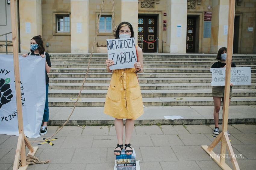 Protest Extinction Rebellion we Wrocławiu