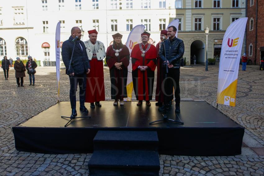 Polonez dla Fredry we Wrocławiu