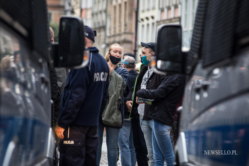 Manifestacja antycovidowców w Gdańsku