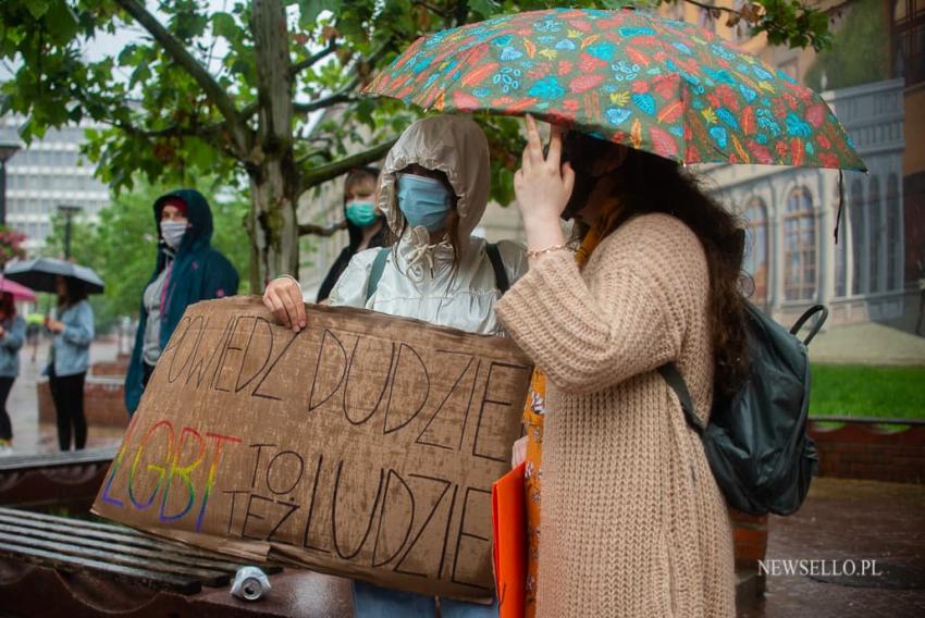 Protest przeciwko "Karcie Nienawiści" w Łodzi