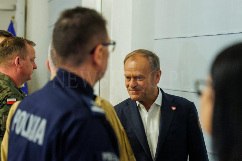 Premier Donald Tusk w sztabie kryzysowym we Wrocławiu