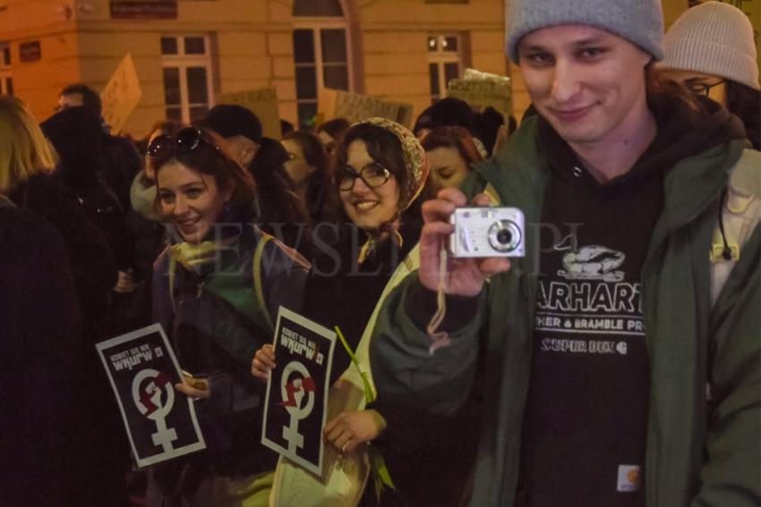 Strajk Kobiet protestował w Warszawie