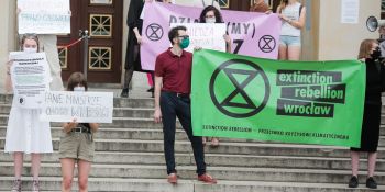 Protest Extinction Rebellion we Wrocławiu