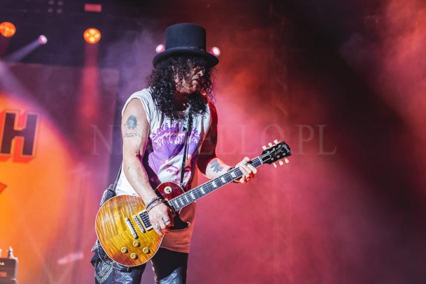 Slash feat. Myles Kennedy & The Conspirators