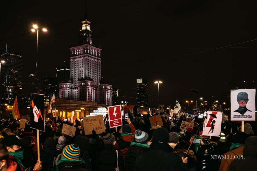 Strajk Kobiet 2021: Czas próby - manifestacja w Warszawie