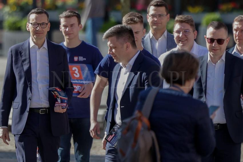 Kampania wyborcza do Parlamentu Europejskiego 2024 - Premier Mateusz Morawiecki I Michał Dworczyk