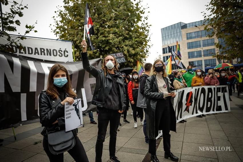 Rewolucja jest kobietą - manifestacja we Wrocławiu