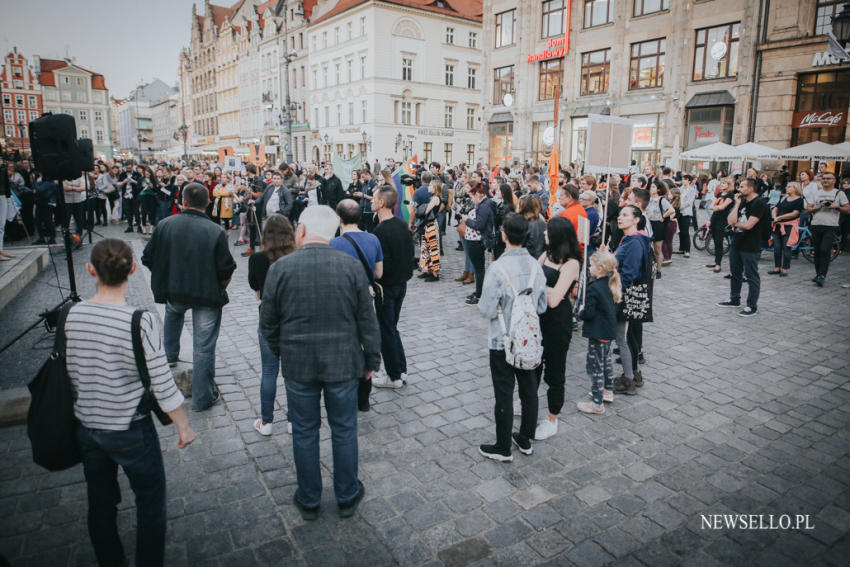 MEN do tablicy - protest nauczycieli we Wrocławiu