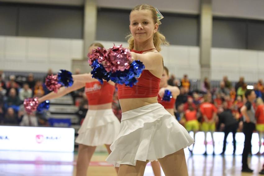 1KS Ślęza Wrocław - KS Basket 25 Ekstraklasa Sp. z o.o. Bydgoszcz 84 : 77