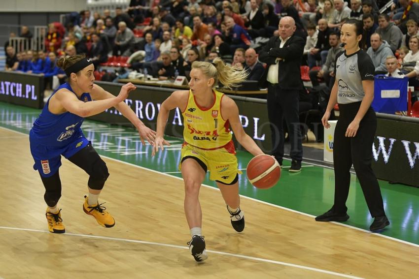 1KS Ślęza Wrocław - VBW Arka Gdynia 42:83