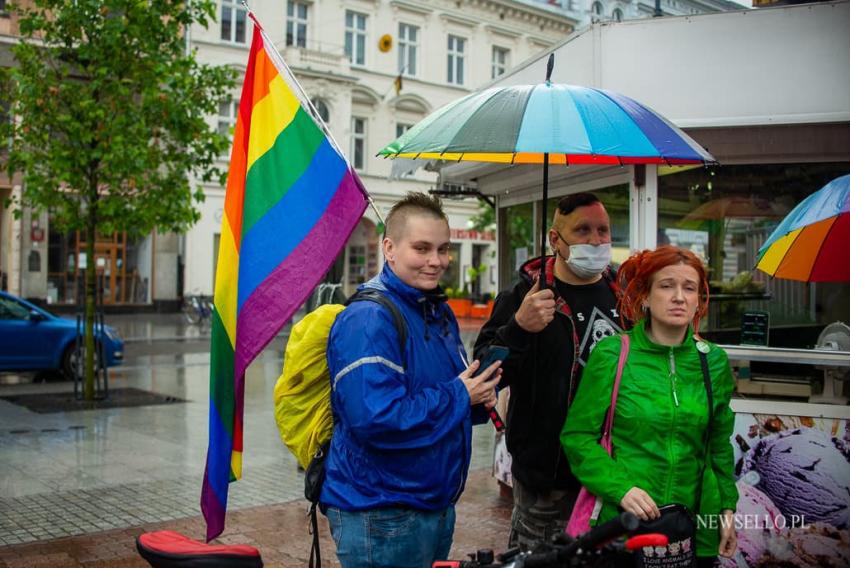 Protest przeciwko "Karcie Nienawiści" w Łodzi