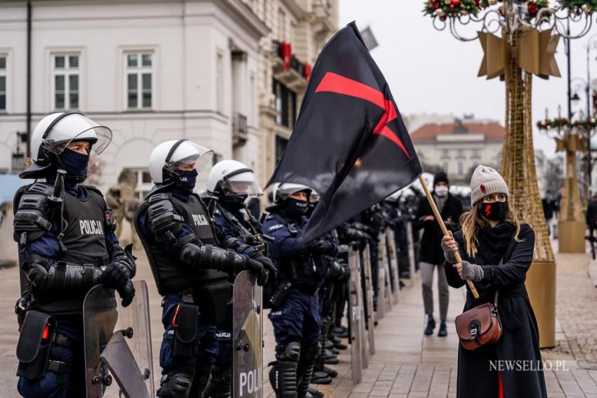 Strajk Kobiet: Idziemy po wolność. Idziemy po wszystko - manifestacja w Warszawie