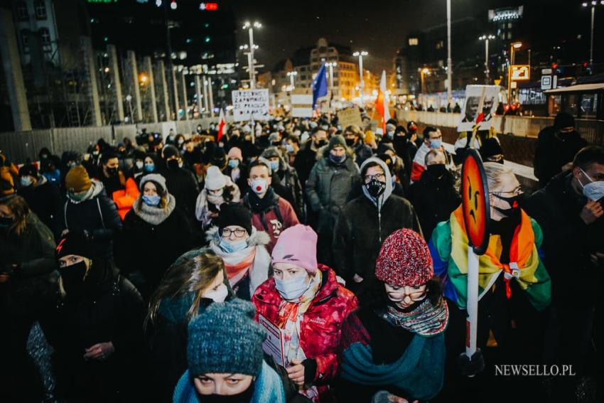 Strajk Kobiet 2021: NIE dla pseudo wyroku - manifestacja we Wrocławiu