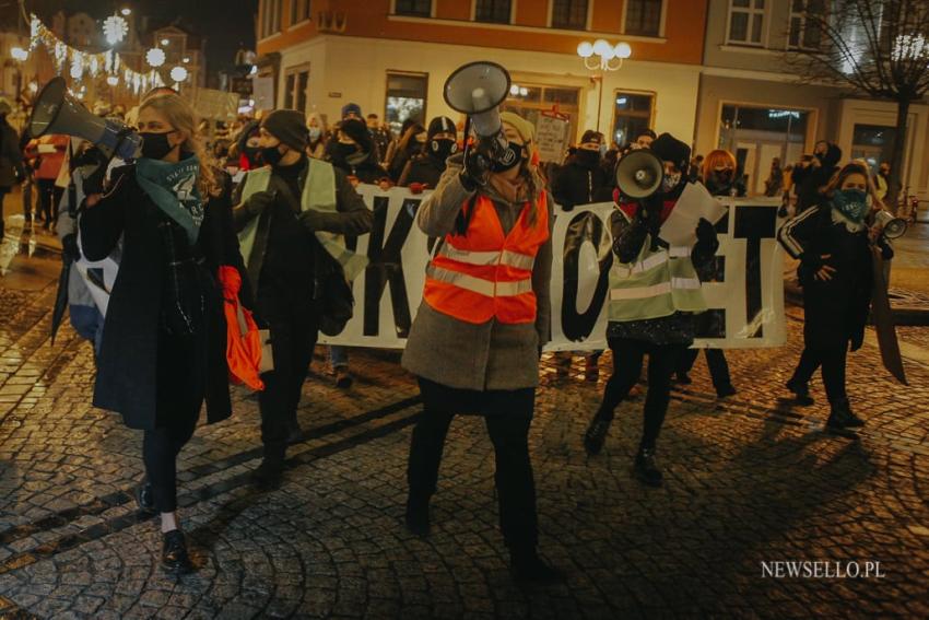 Strajk Kobiet 2021: NIE dla pseudo wyroku - manifestacja we Wrocławiu