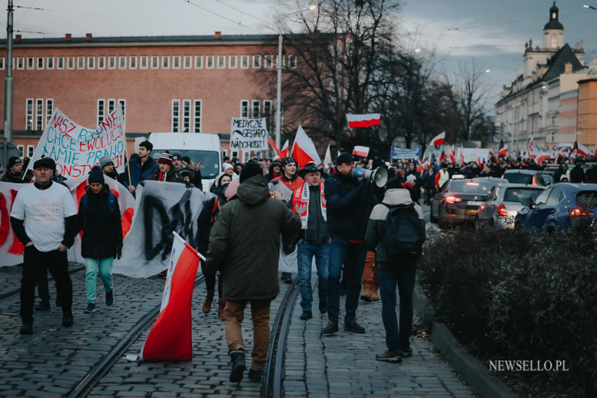 Antyszczepionkowcy - protest we Wrocławiu