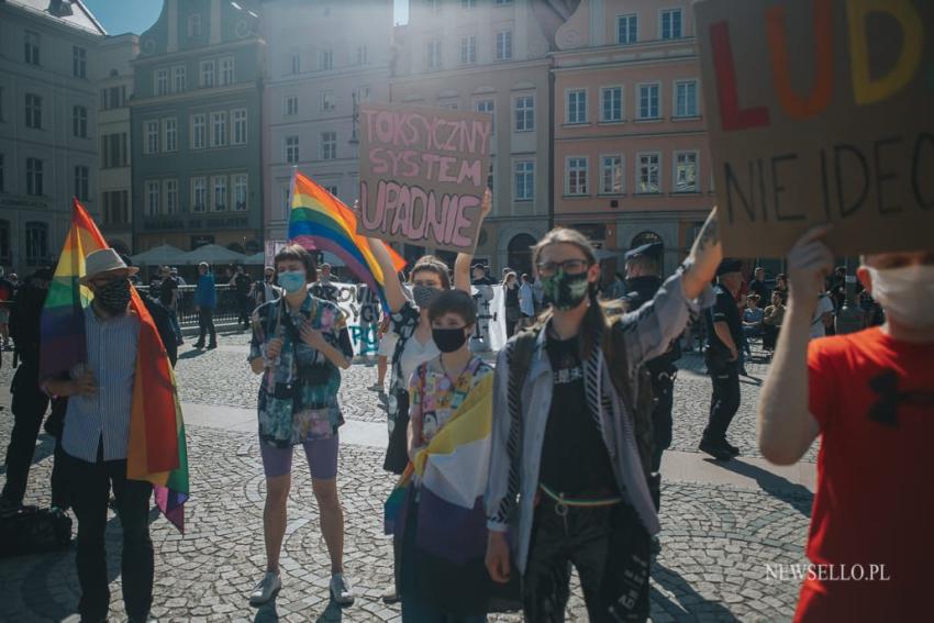 Stop przemocy wobec osób LGBTQIA+ - manifestacja we Wrocławiu