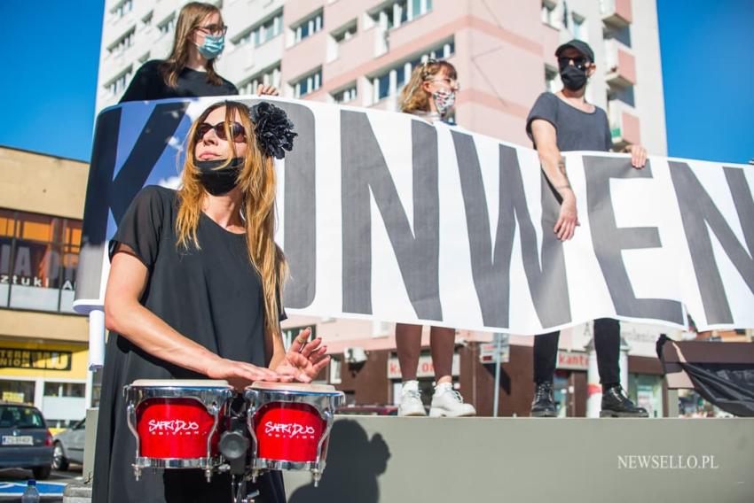 "Nie będziemy ofiarami" - demonstracja przeciw konwencji antyprzemocowej.