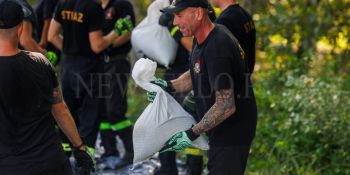 Alarm powodziowy we Wrocławiu. Oczekiwanie na kulminację fali na Odrze