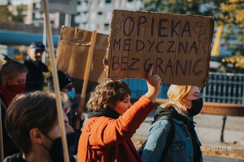 Młodzi solidarnie z medykami - protest we Wroclawiu