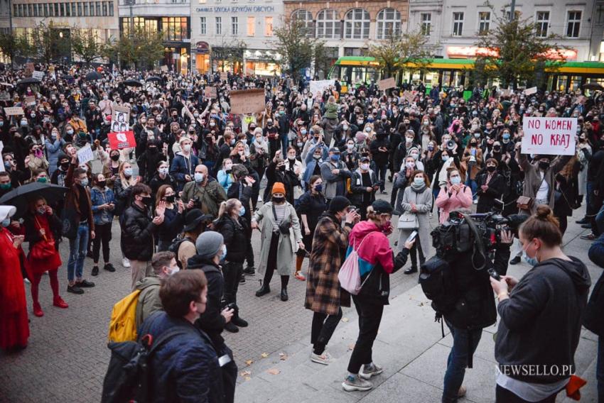 Strajk Kobiet - manifestacja w Poznaniu