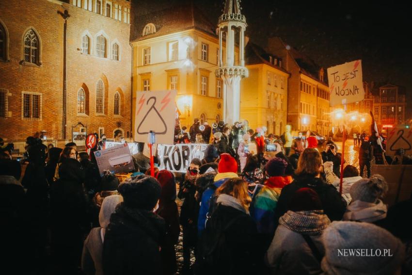 Strajk Kobiet 2021: NIE dla pseudo wyroku - manifestacja we Wrocławiu