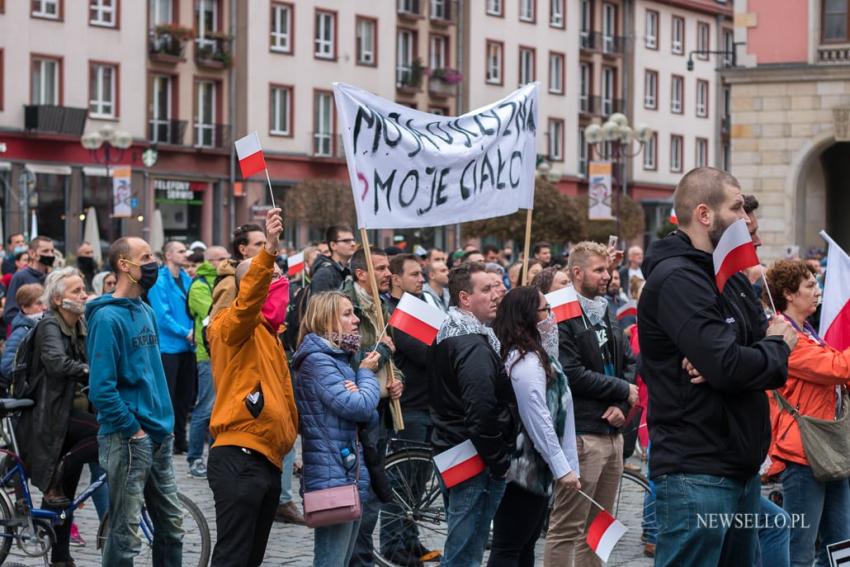 Protest antycovidowców we Wrocławiu