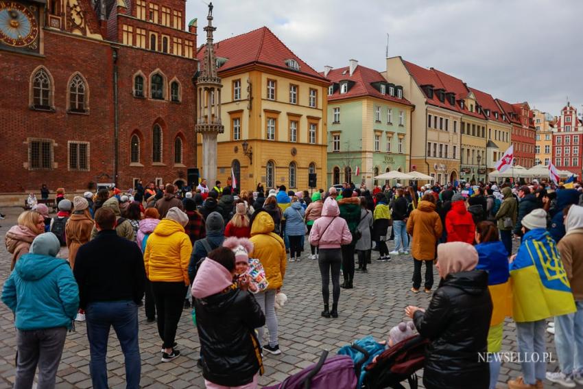 Solidarni z Ukrainą: NIE dla wojny - manifestacja poparcia we Wrocławiu