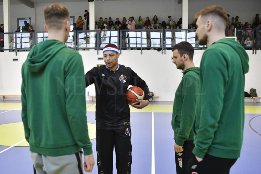 Harlem Globetrotters i WKS Śląsk w Dobrzykowicach