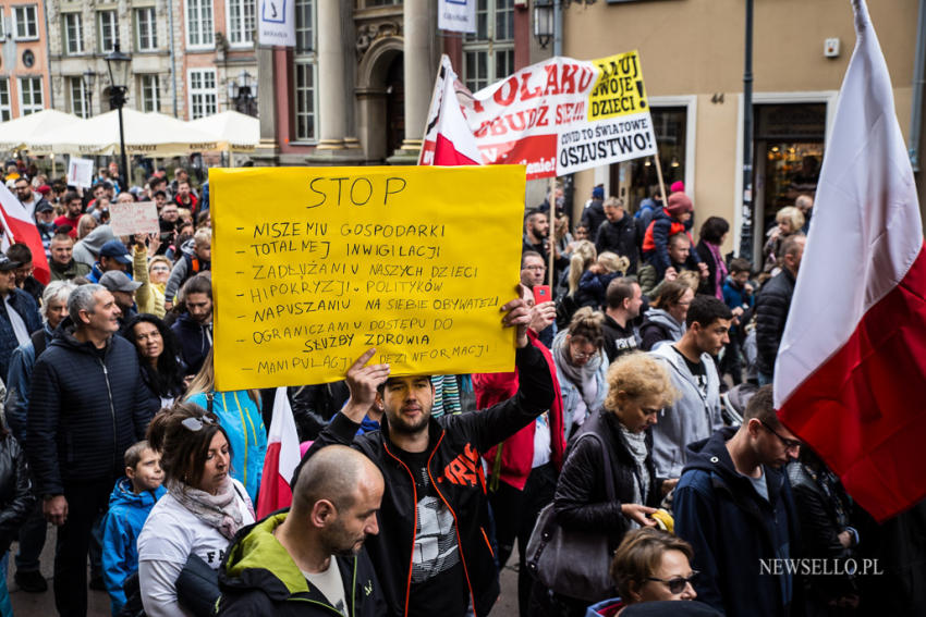 Manifestacja antycovidowców w Gdańsku