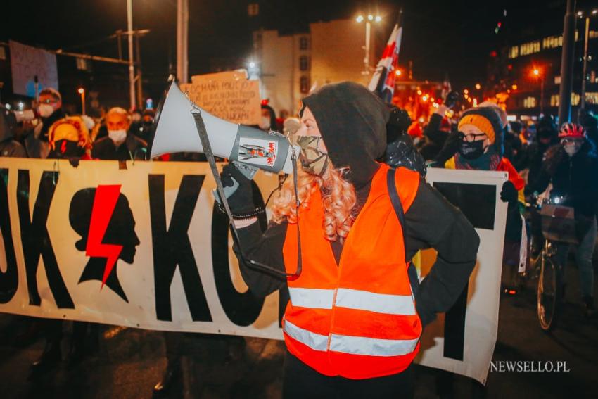 Strajk Kobiet: Gońcie się - manifestacja we Wrocławiu