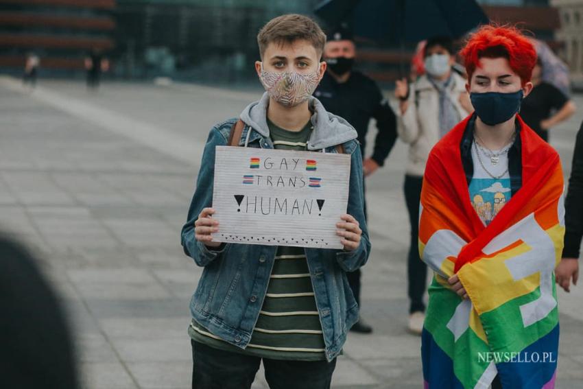 Protest przeciwko "Karcie Nienawiści" we Wrocławiu