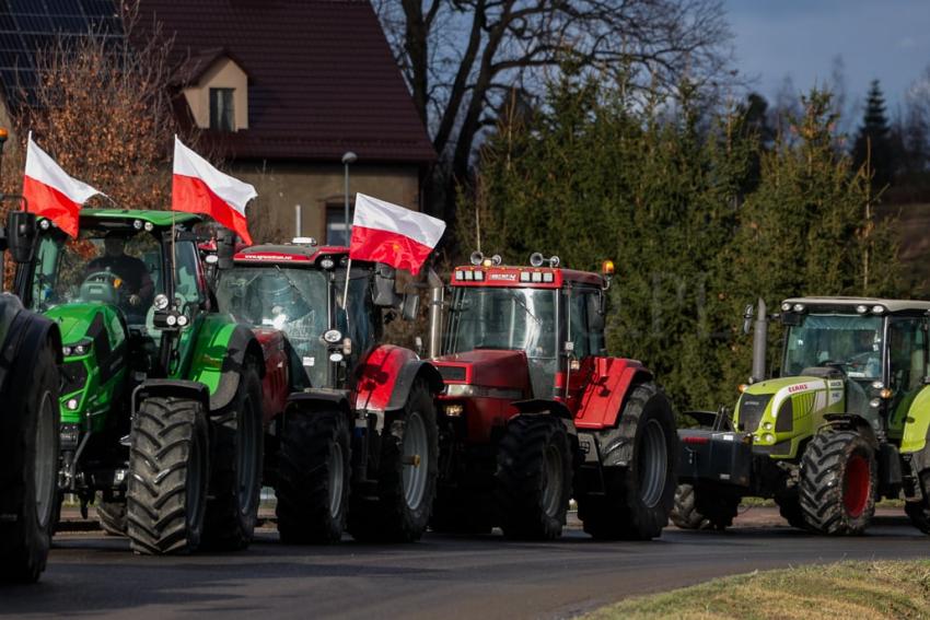 Minister Rolnictwa Michał Kołodziejczak na proteście rolników w Nysie.