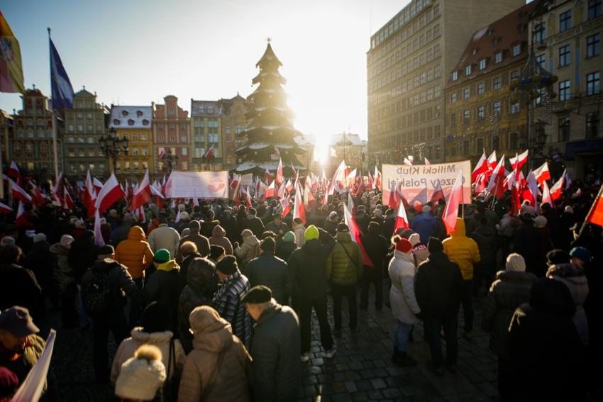 "Protest Wolnych Polaków" na rynku we Wrocławiu.