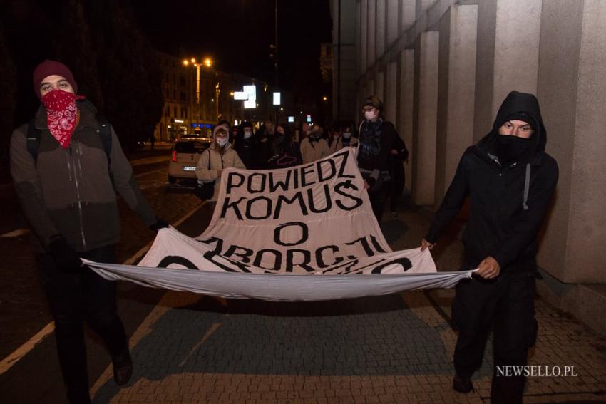 Spacerkiem po aborcję. Nigdy nie będziesz szła sama - manifestacja w Poznaniu