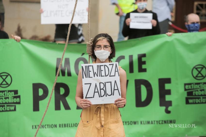 Protest Extinction Rebellion we Wrocławiu