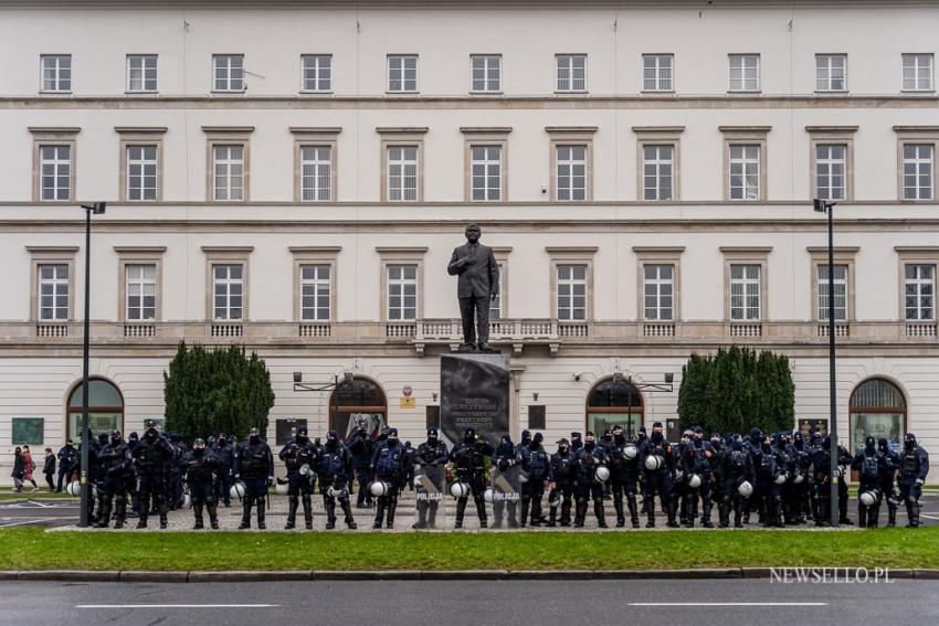 Strajk Kobiet: Idziemy po wolność. Idziemy po wszystko - manifestacja w Warszawie