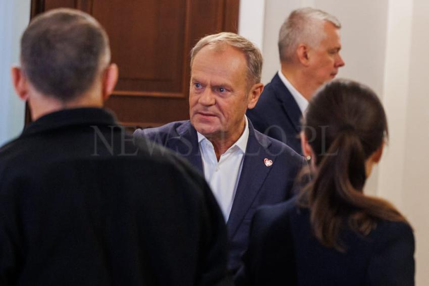 Premier Donald Tusk w sztabie kryzysowym we Wrocławiu