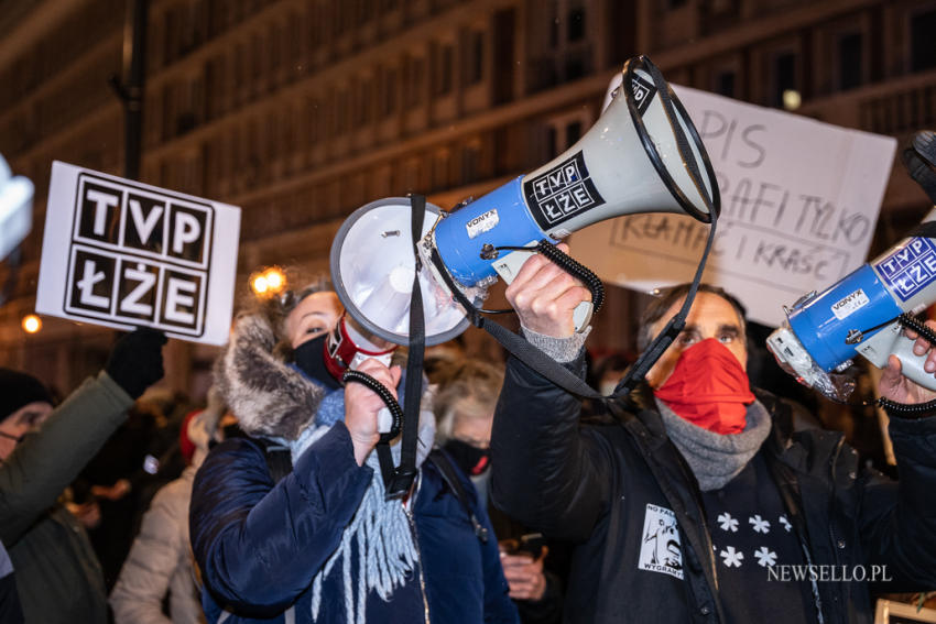 Solidarnie z mediami - protest w Warszawie