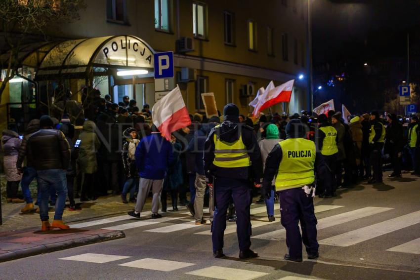 Protest po zatrzymaniu polityków PIS