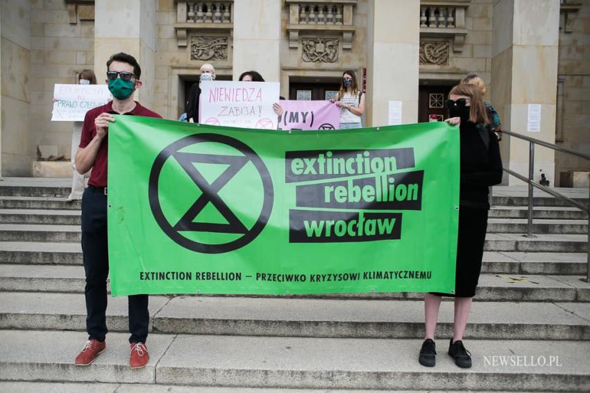 Protest Extinction Rebellion we Wrocławiu