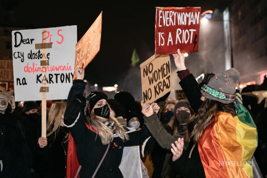 Strajk Kobiet 2021: Czas próby - manifestacja w Warszawie