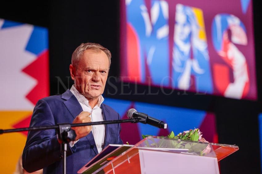 Tusk Fot: Krzysztof Zatycki