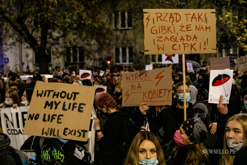 Strajk Kobiet - manifestacja w Warszawie