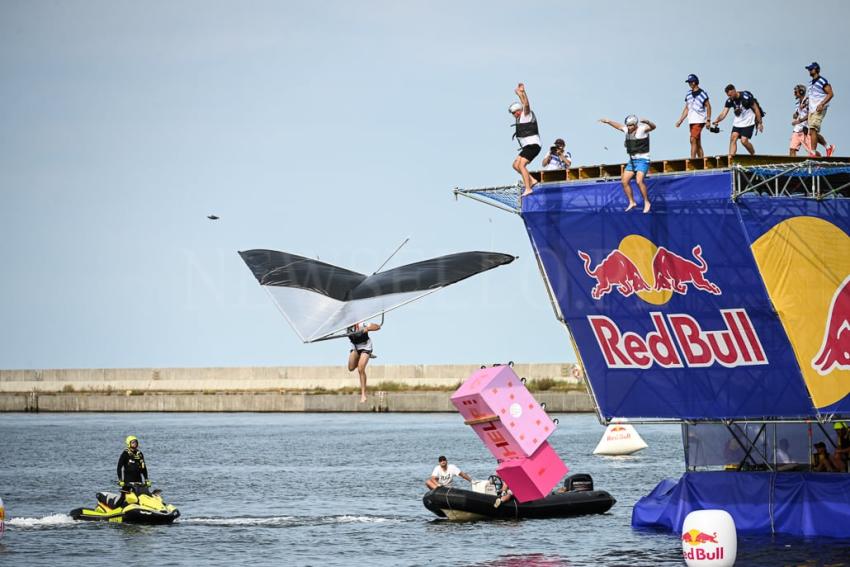 Konkurs lotów: Red Bull