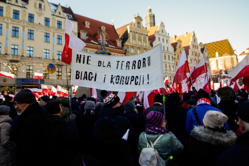 "Protest Wolnych Polaków" na rynku we Wrocławiu.