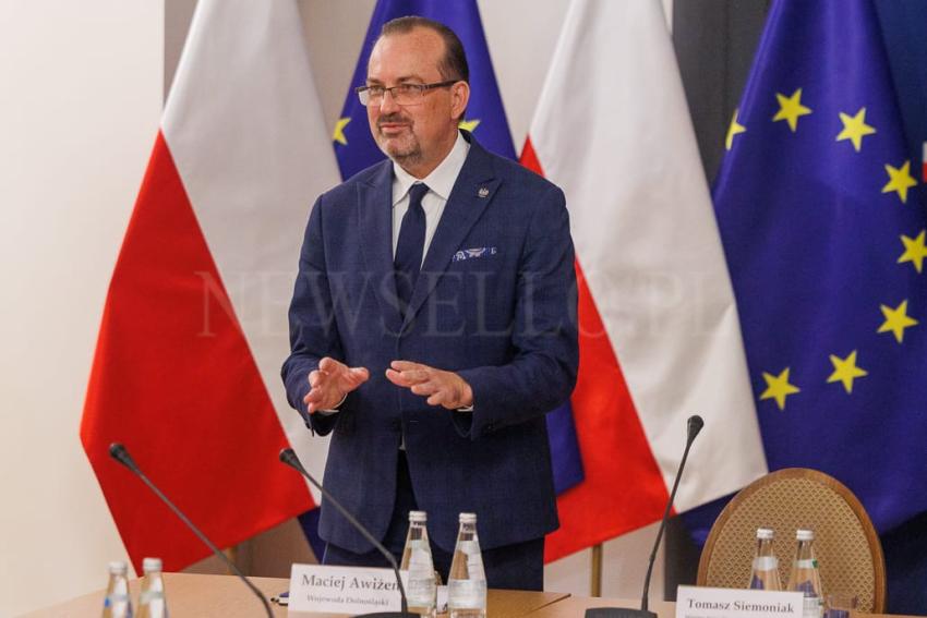 Premier Donald Tusk w sztabie kryzysowym we Wrocławiu