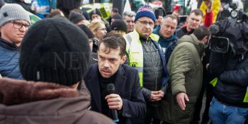 Minister Rolnictwa Michał Kołodziejczak na proteście rolników w Nysie.