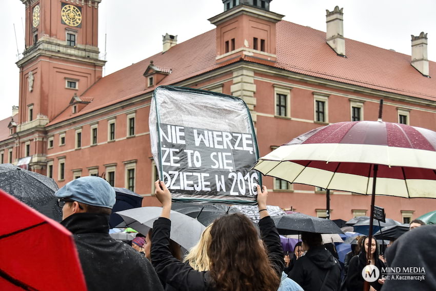 Czarny Poniedziałek w Warszawie