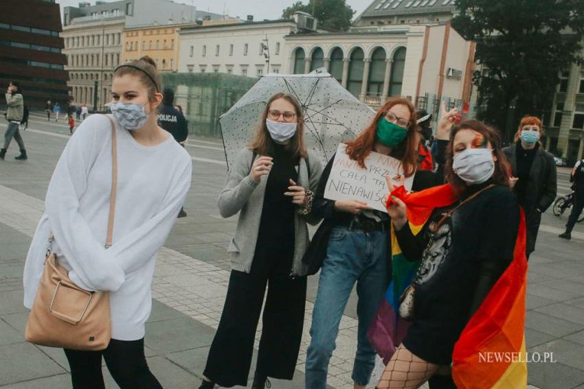 Protest przeciwko "Karcie Nienawiści" we Wrocławiu